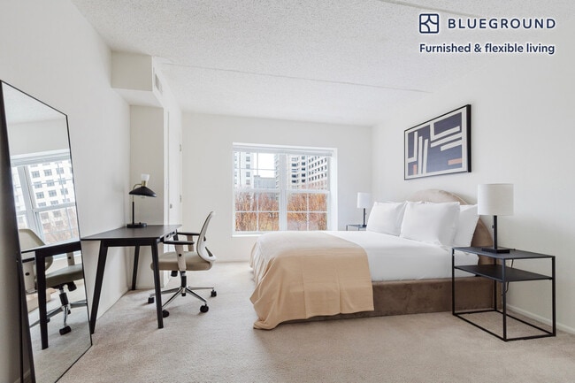 Building Photo - 444 Washington Blvd