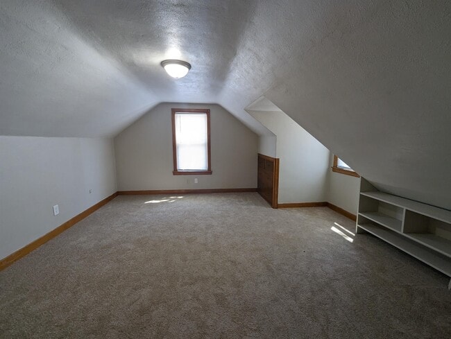 Building Photo - 3318 Carolina Ave