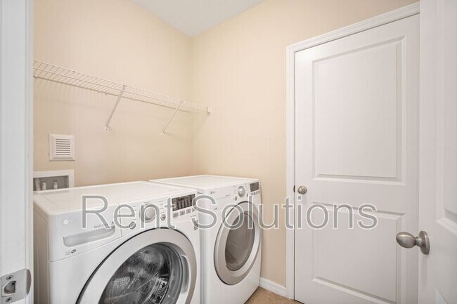 Building Photo - 5229 5th Way N