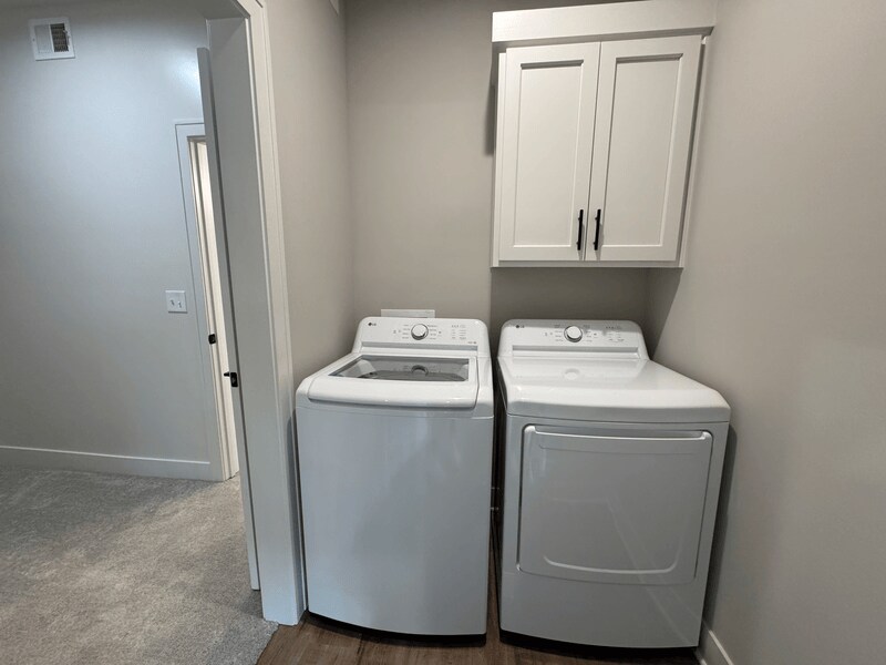 Building Photo - 1424 SW Winthrop Dr