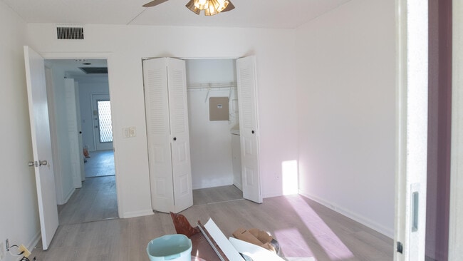 Building Photo - 400 SW 134th Way