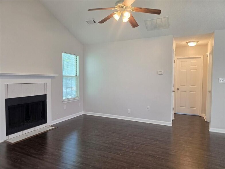 Building Photo - 1504 Cain Ct