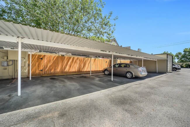 Building Photo - 14703 Barryknoll Ln