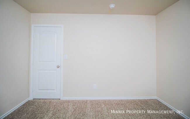 Building Photo - 1519 Rattler Ln