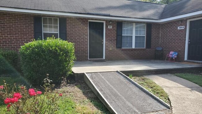 Primary Photo - 1084 Micha Way