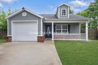 Building Photo - 1302 S C Ct