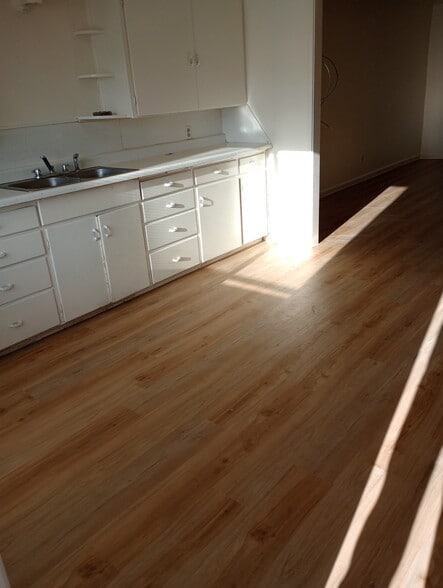 Building Photo - 52 W 100 S