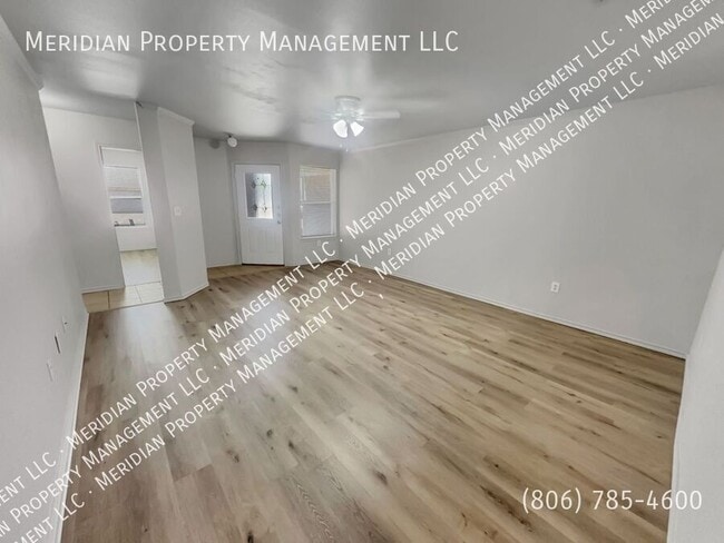 Building Photo - 505 N Brentwood Ave