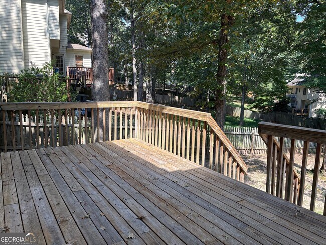 Building Photo - 6221 Woodlore Dr NW
