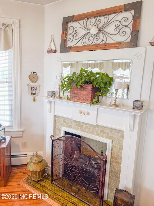 Building Photo - 47 Burlington Ave