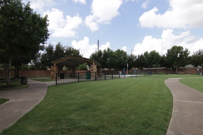 Building Photo - 6918 Glen Rosa Dr