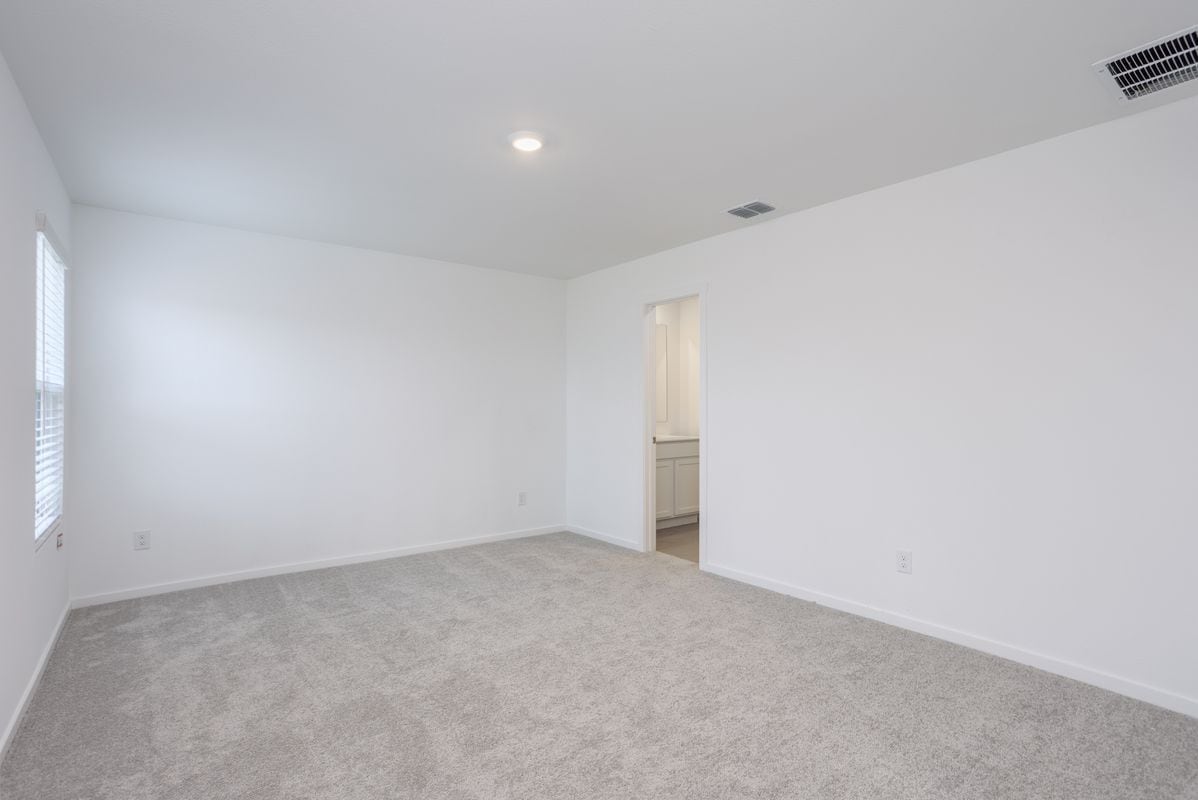 Building Photo - 727 Ginkgo Wy