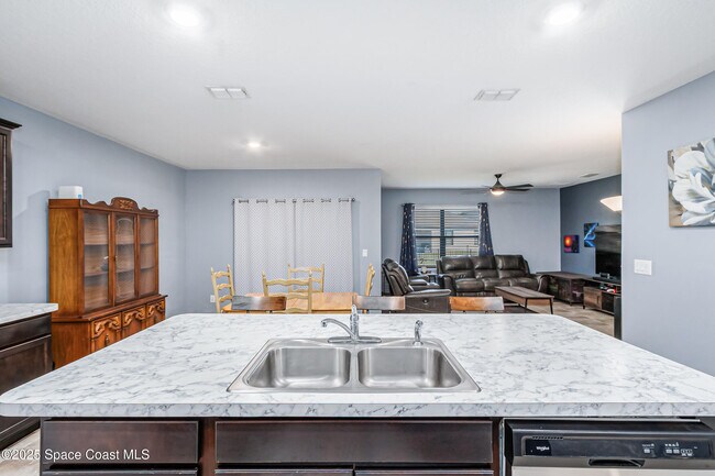 Building Photo - 6125 Orsino Ln