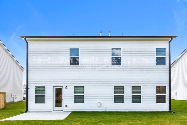 Building Photo - 140 Hadley Wy