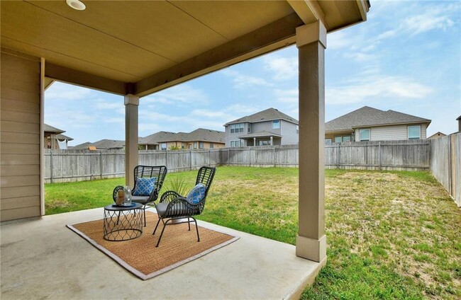 Building Photo - 311 Jarbridge Dr