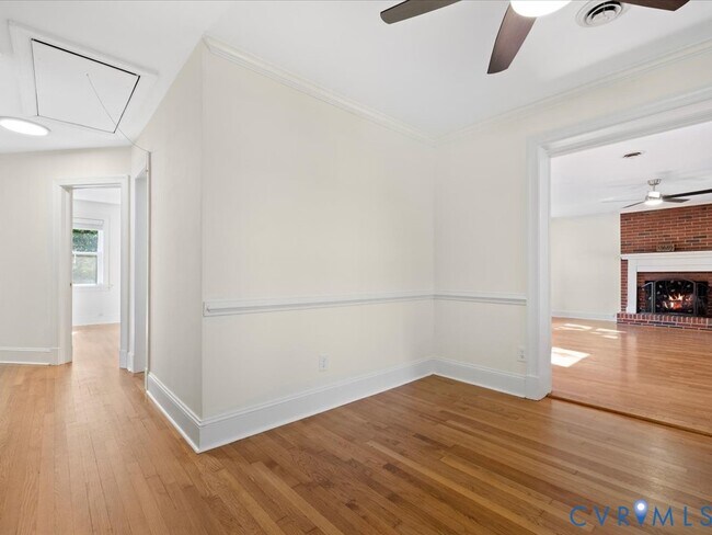 Building Photo - 8913 Michaux Ln