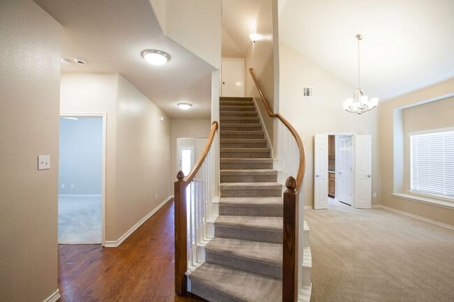 Building Photo - 13856 Fall Harvest Dr