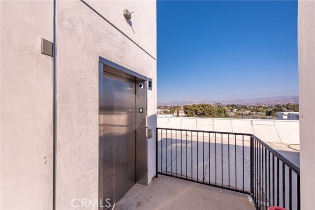 Building Photo - 6025 Craner Ave
