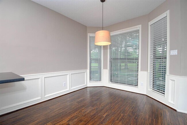 Building Photo - 41 Sweetleaf Ct