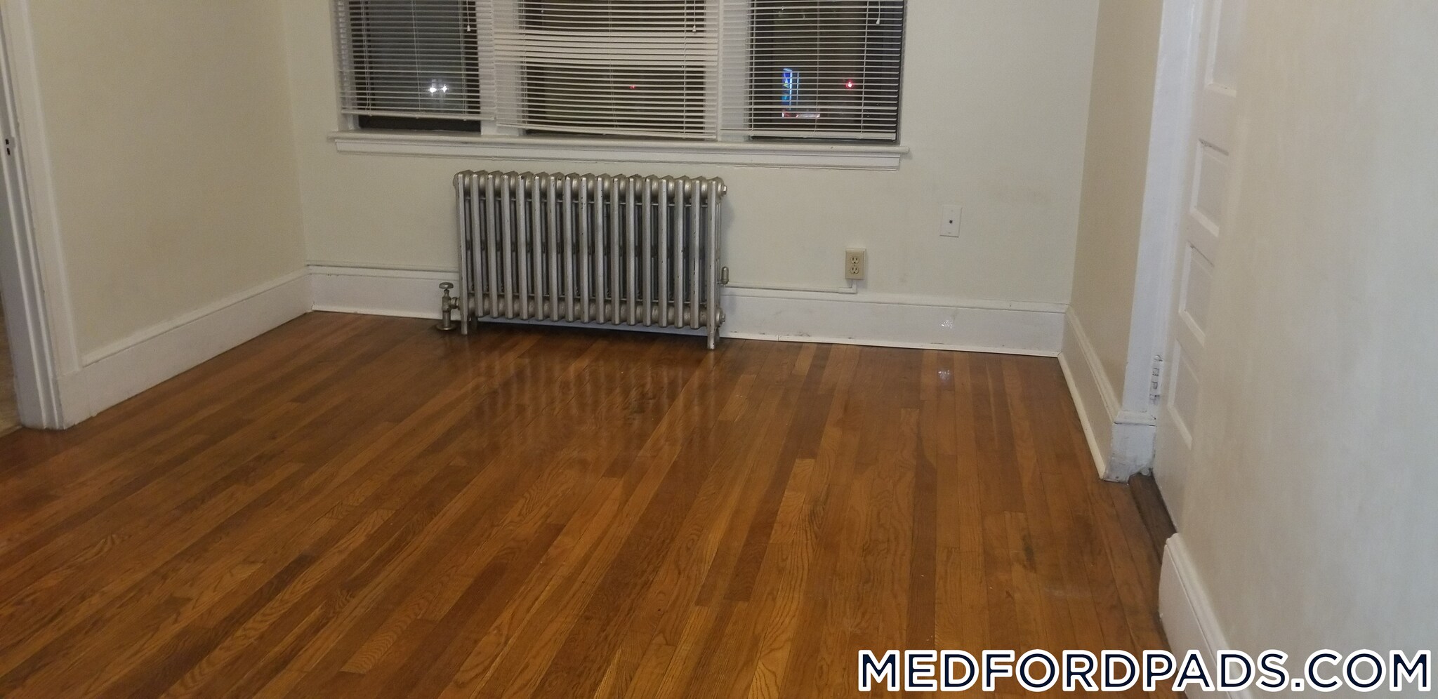 Building Photo - 63 Fellsway W