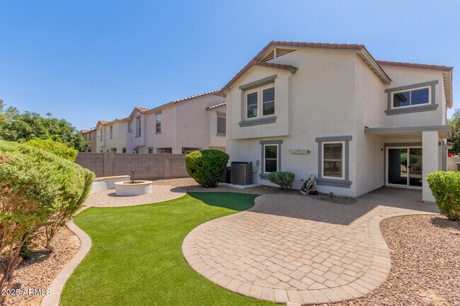 Building Photo - 2771 S Sailors Way