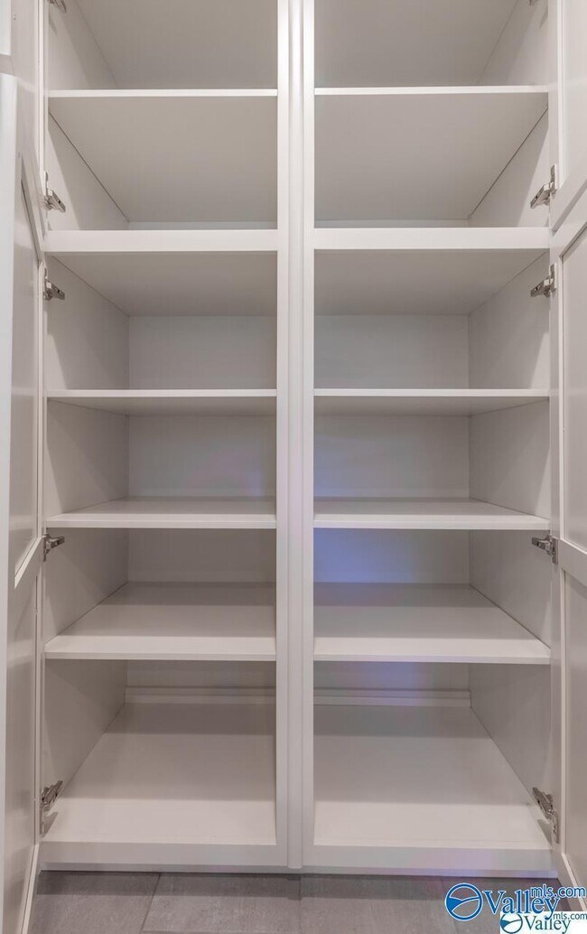 Building Photo - 103 Brownstone Dr