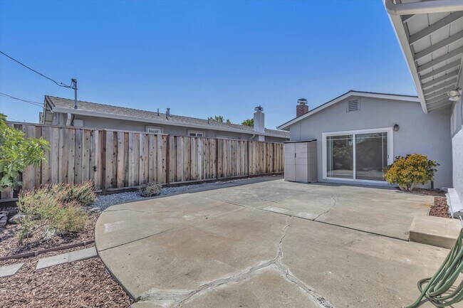 Building Photo - Great Home w/ Top Rated Schools in San Jose
