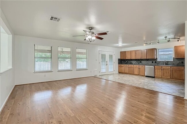 Building Photo - 1105 Fox Sparrow Cove