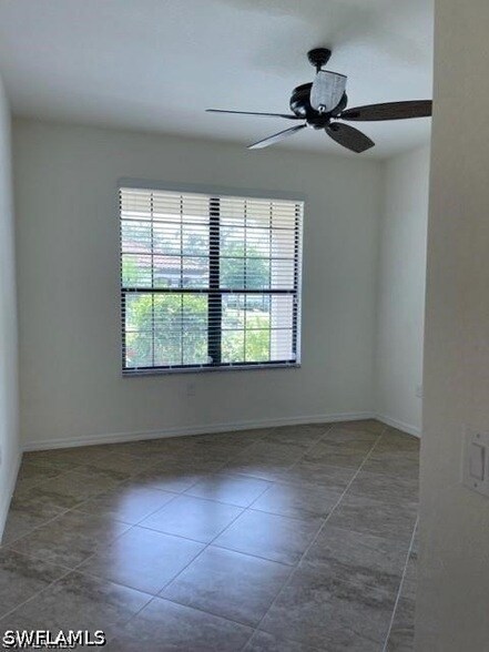 Building Photo - 11564 Golden Oak Terrace