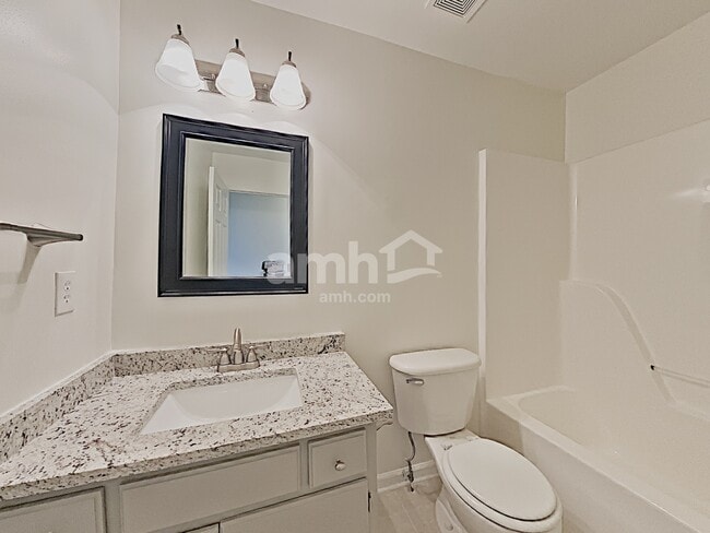 Building Photo - 434 Parrish Hill