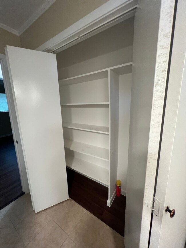 Building Photo - Spacious 3 Bed / 1 Bath Home with a Large Backyard – Port Arthur, TX