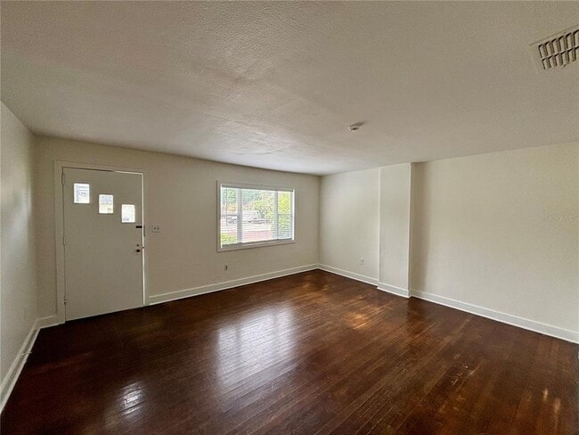 Building Photo - 1219 Lake Highland Dr