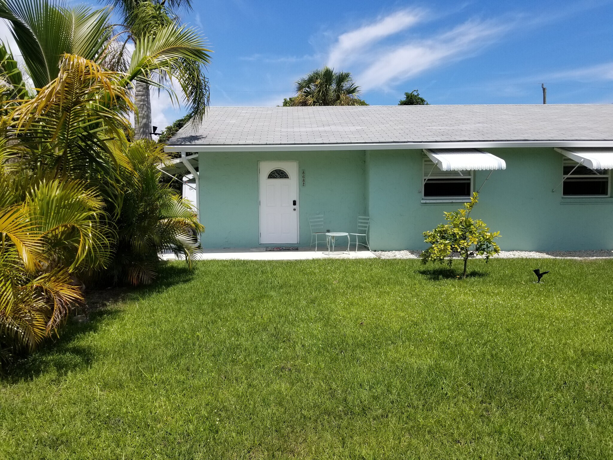 Building Photo - 8682 SE Kingsley St