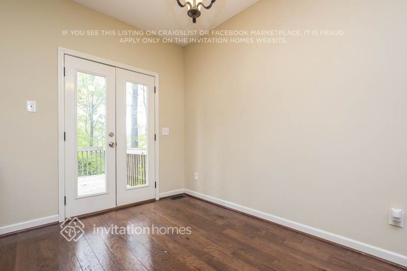 Building Photo - 918 Feather Creek Ln