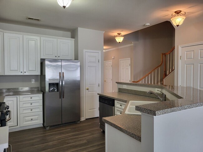 Building Photo - 19245 Lake Norman Cove Dr