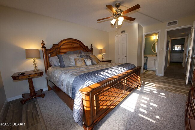 Building Photo - 1571 S Atlantic Ave