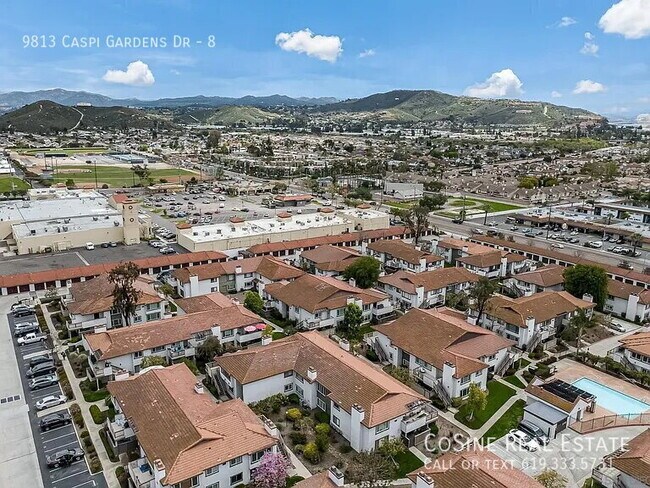 Building Photo - 9813 Caspi Gardens Dr