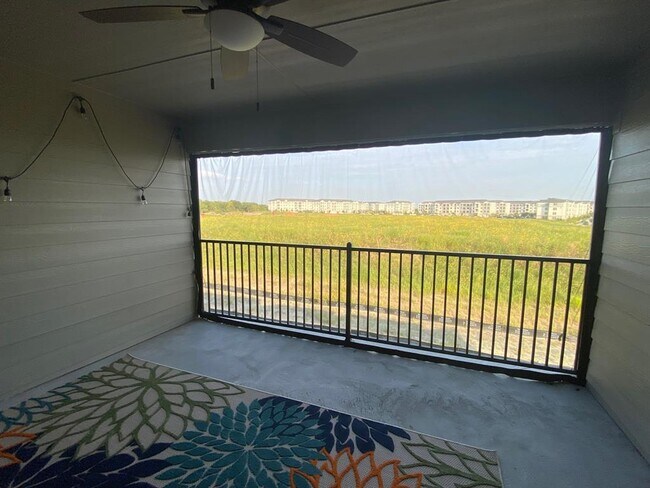 Building Photo - 2008 Naples Dr