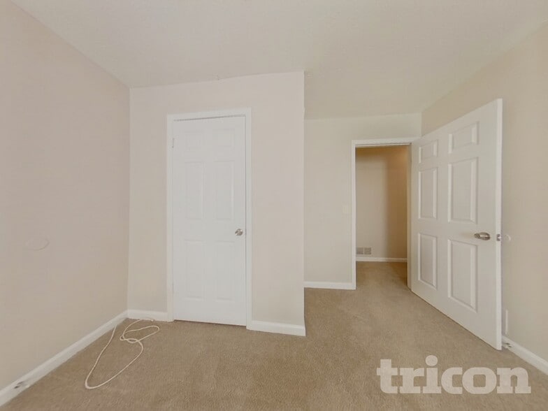 Building Photo - 259 Brooks St