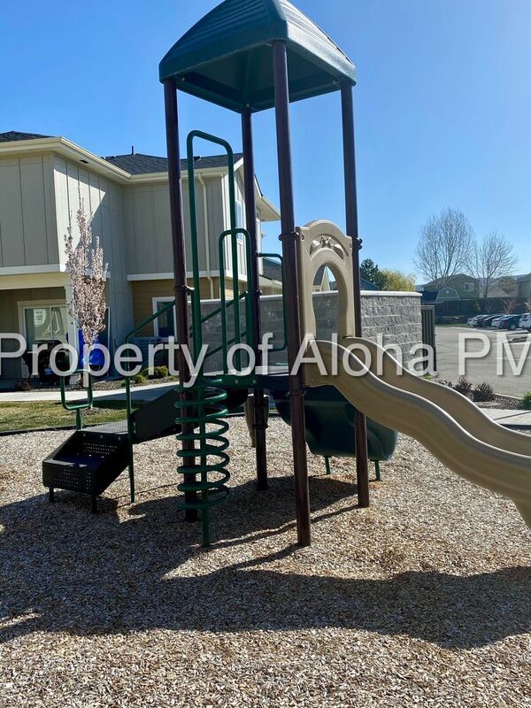 Building Photo - 3502 E Grand Forest Dr