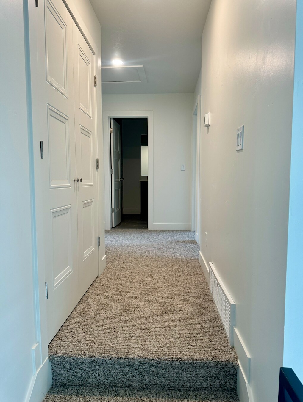 Building Photo - 172 W Autumn Ln