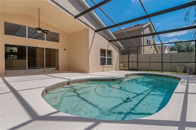Building Photo - 8211 Canyon Creek Way