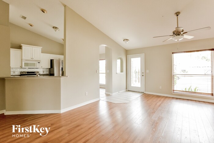 Building Photo - 1393 Pine Song Dr
