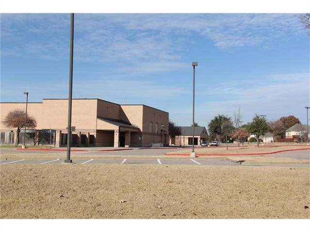 Building Photo - 2621 Pine Springs Dr