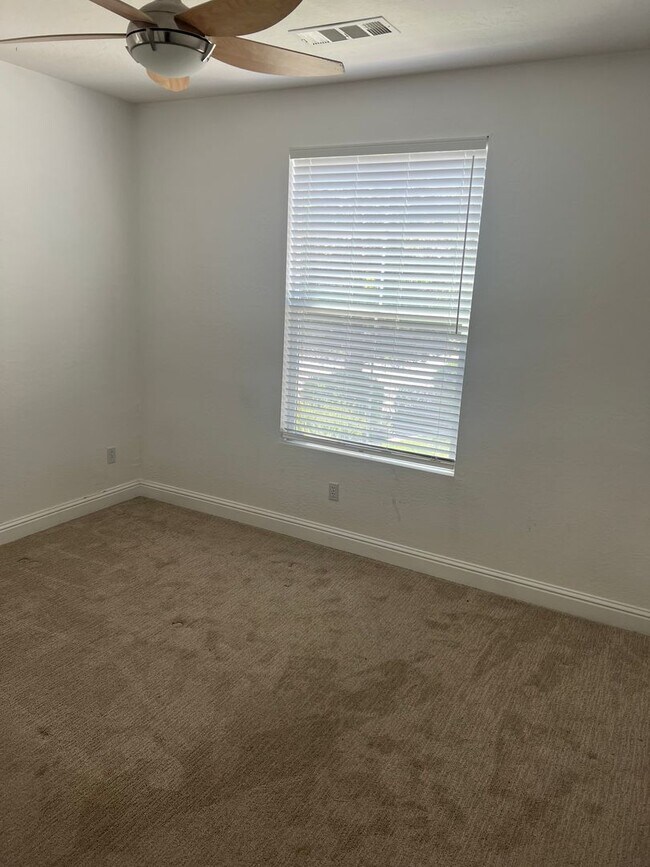 Building Photo - Del Webb Sierra Canyon Home