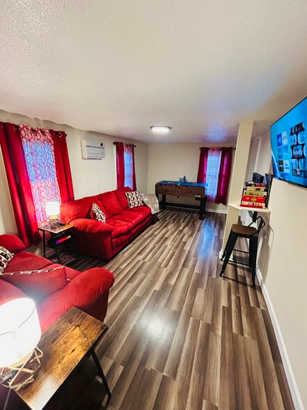 Building Photo - 1452 Huntersland Rd