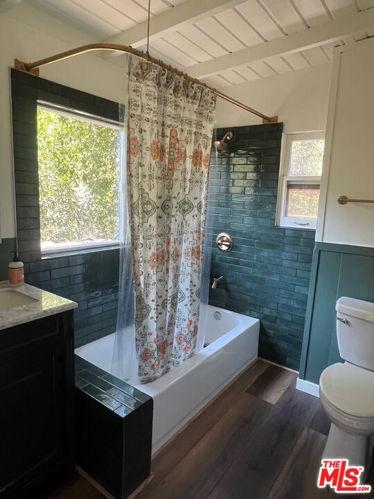 Building Photo - 764 Old Topanga Canyon Rd