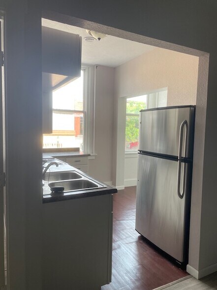 Kitchen - 307 Main St