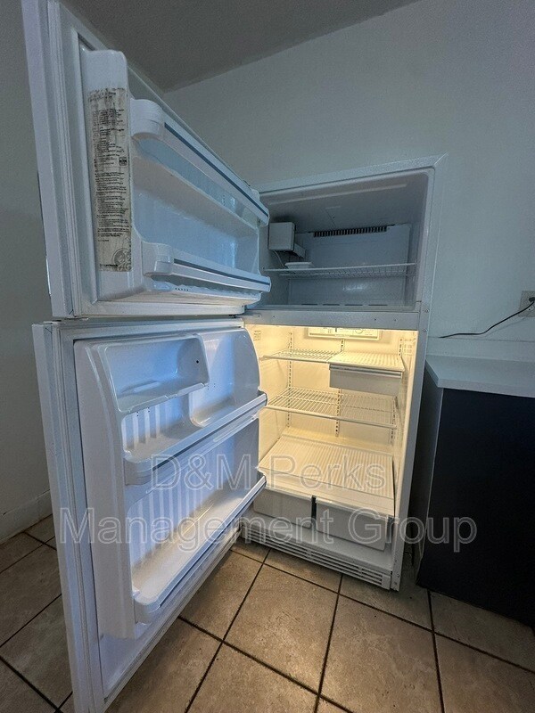 Building Photo - 1714 Dartmouth Ave