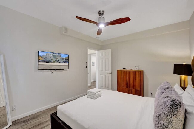 Building Photo - 3020 Seville St